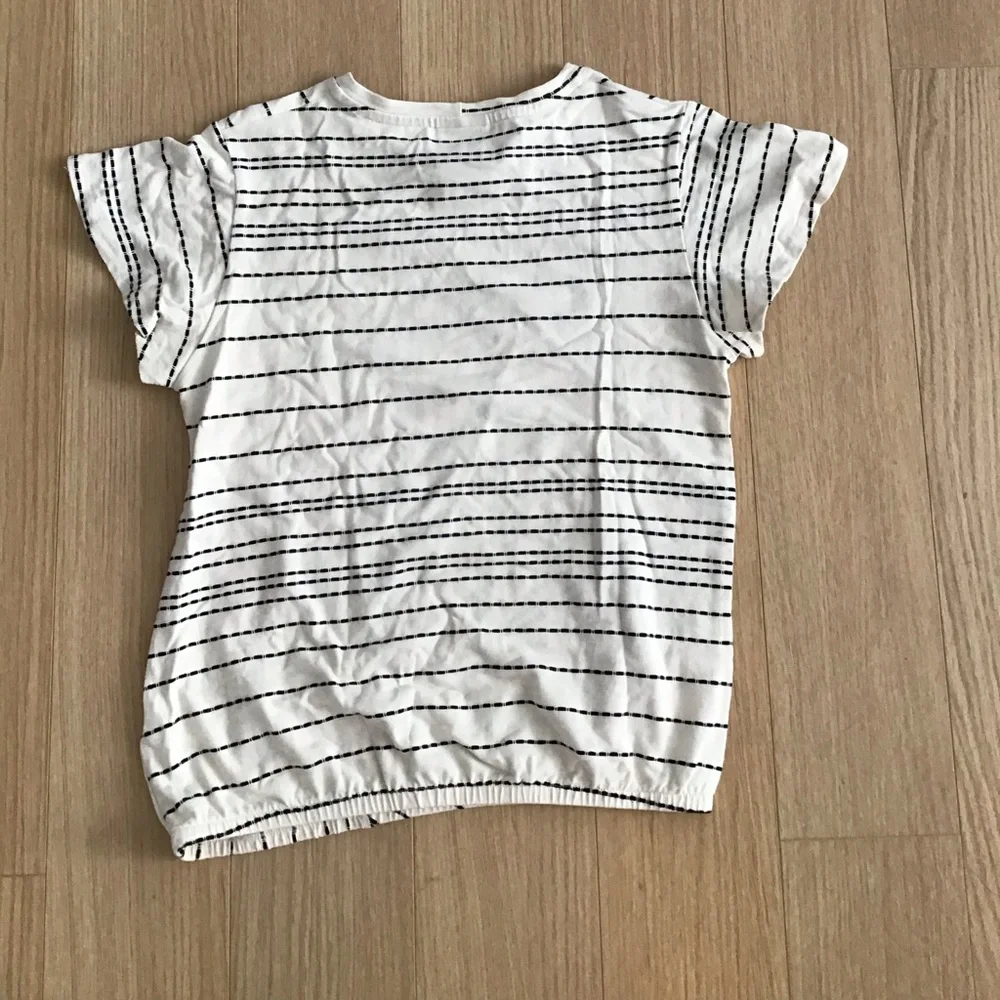 Dolan Anthropologie brand Black and White Striped Top Size S - Picture 2 of 6